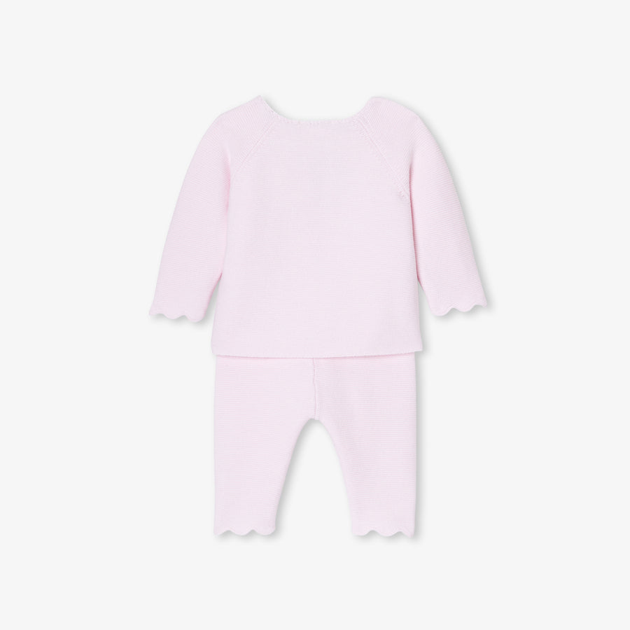 Pleteni komplet s garter stitch uzorkom za bebe djevojčice