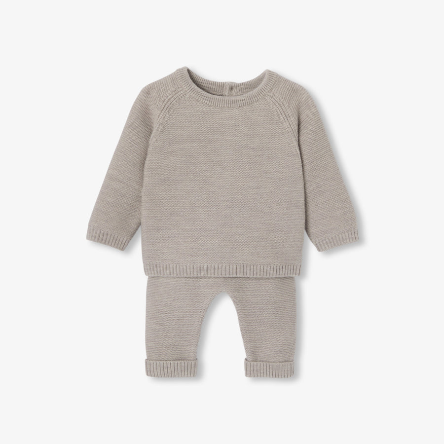 Komplet s garter stitch uzorkom za bebe dječake