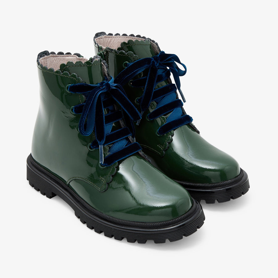 Gležnjače od lakirane kože za djevojčice