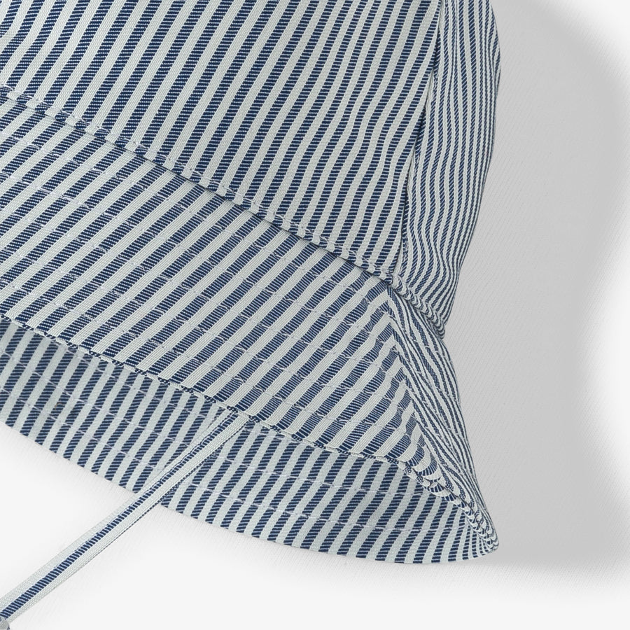 Prugasti pamučni šešir-bucket za bebu